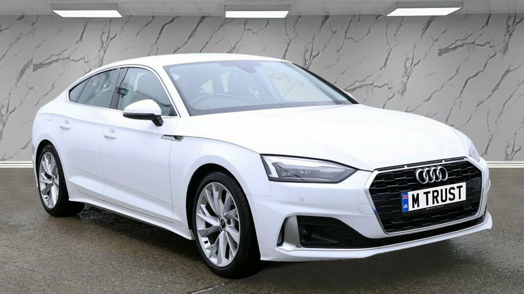 Audi A5 2L Sport White