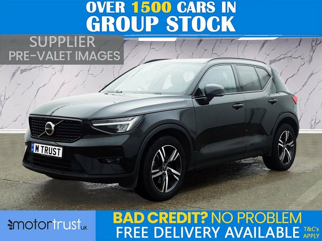 Volvo XC40 2L Plus Black