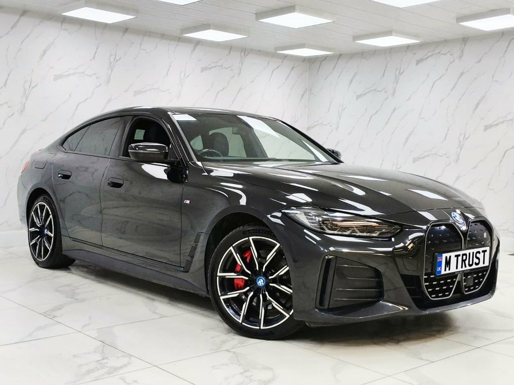 BMW i4 Hatchback AJ23ENH Black #5