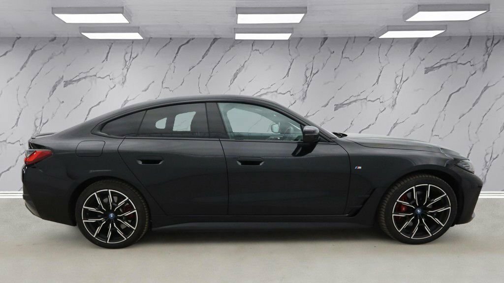 BMW i4 Hatchback Black #4