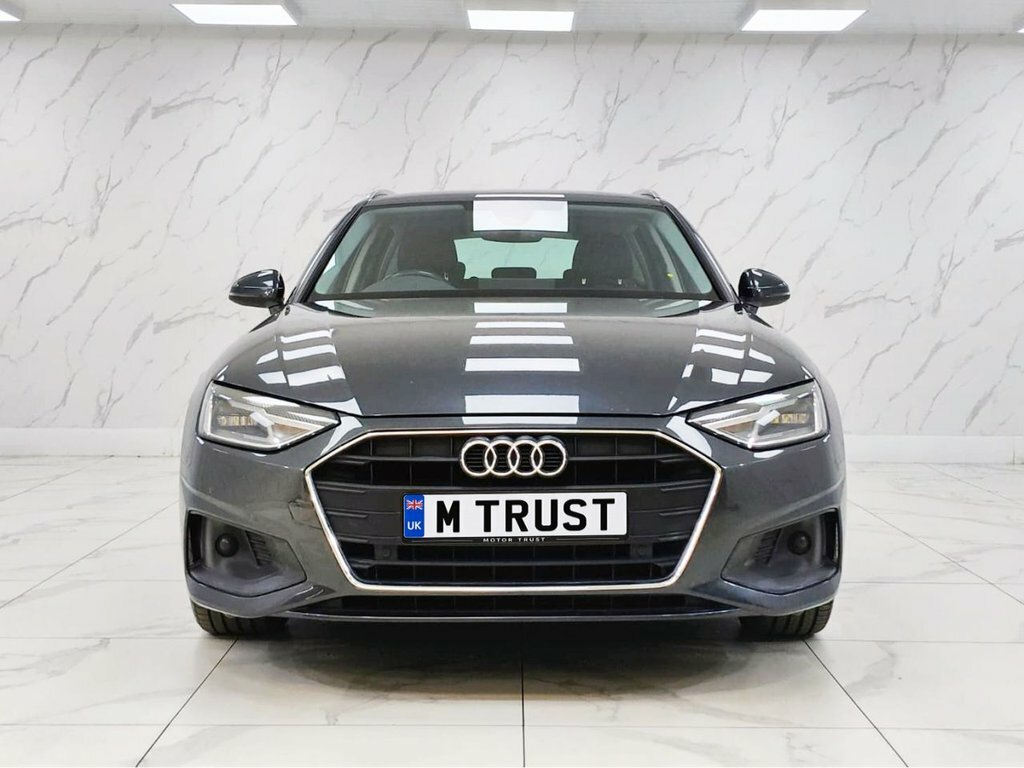 Audi A4 Avant 2L Technik Grey #3