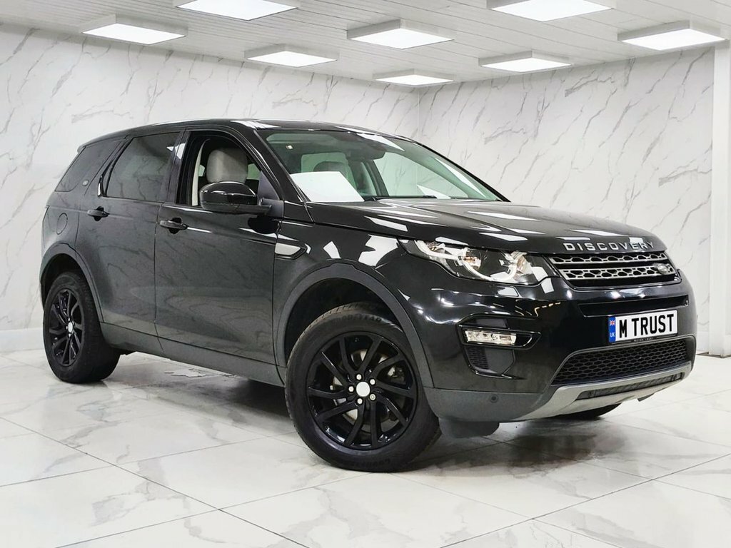 Land Rover Discovery Sport 2L Se Tech SV17UAX Black #4