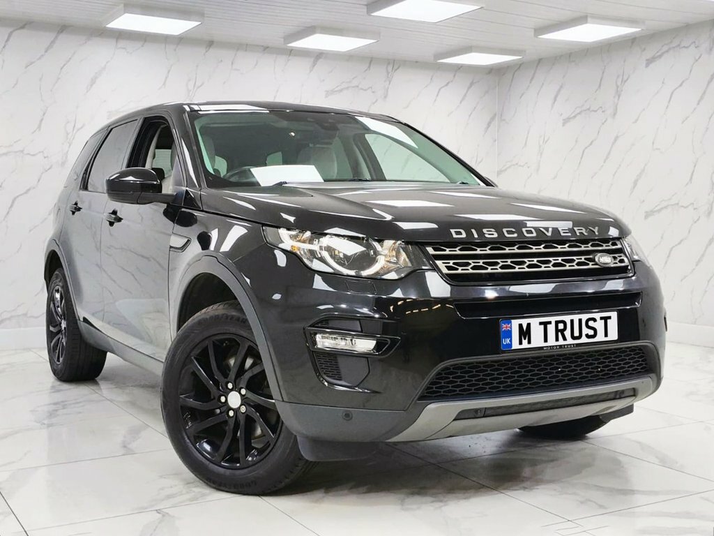 Land Rover Discovery Sport 2L Se Tech SV17UAX Black #5