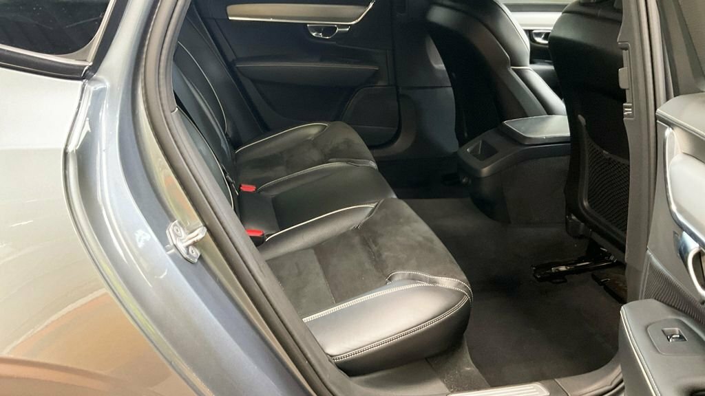 Volvo S90 T4 Momentum Plus, Power Tailgate, Pilot Assist, Ke Grey #8