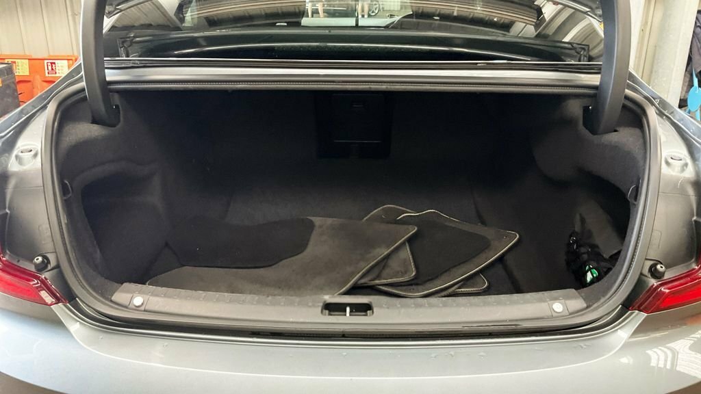 Volvo S90 T4 Momentum Plus, Power Tailgate, Pilot Assist, Ke Grey #9