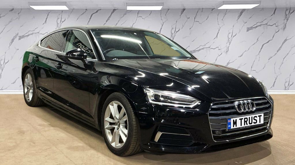 Audi A5 2L Sport Black