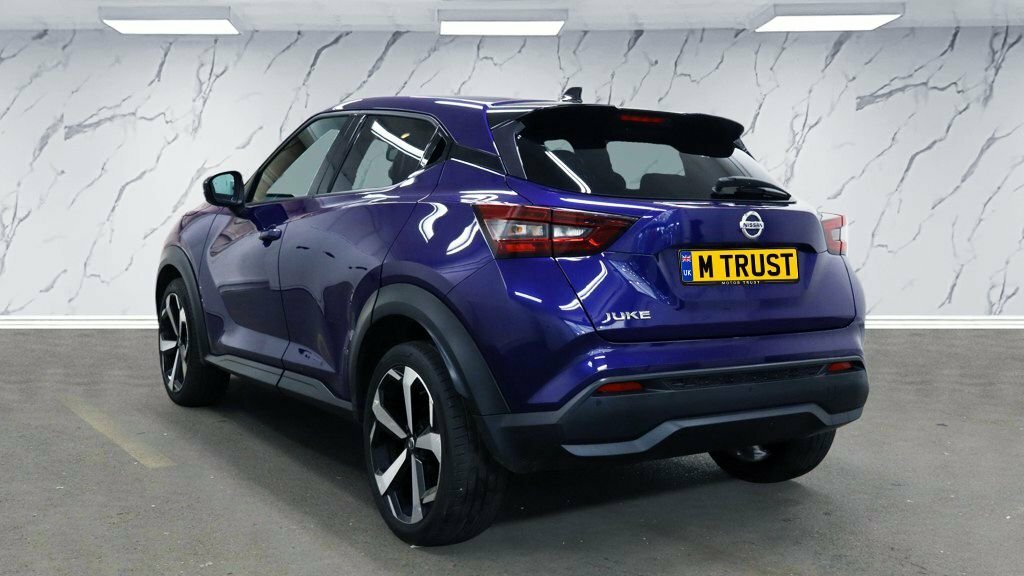 Nissan Juke 1L Tekna Blue #3