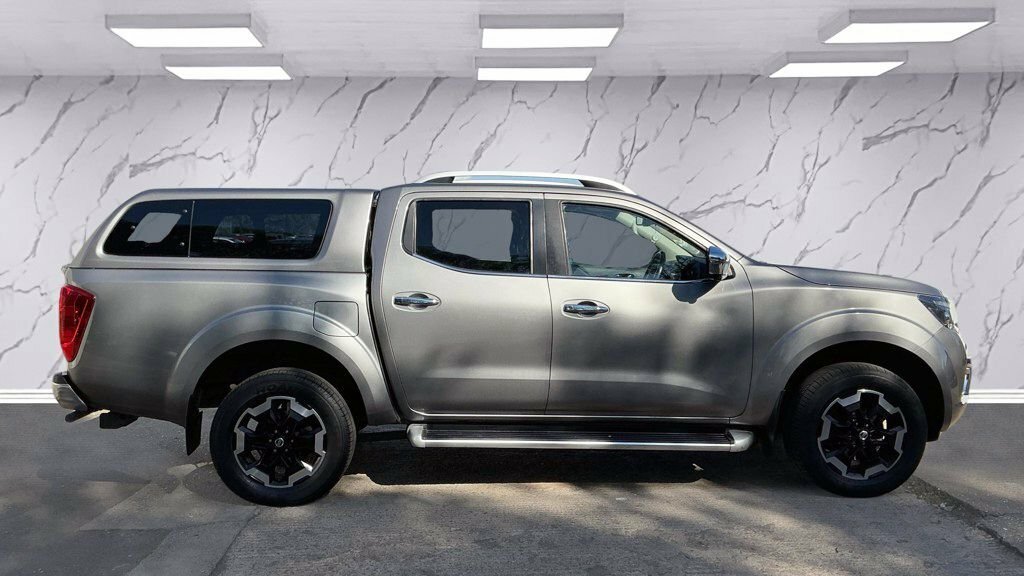 Nissan Navara 2L Tekna Grey #5
