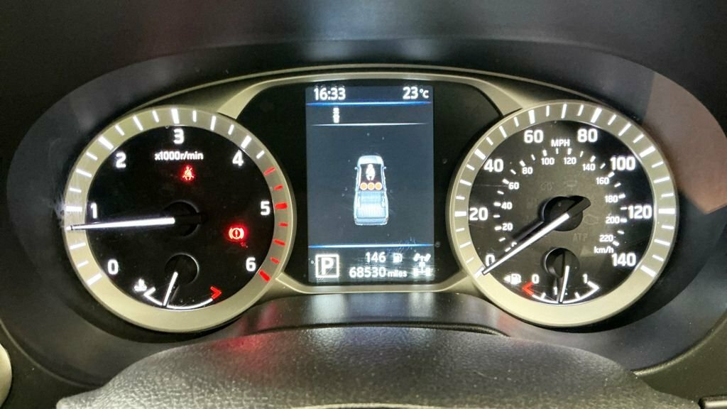 Nissan Navara Dci Tekna Shr Dcb Grey #8
