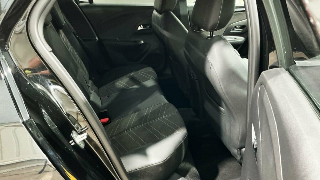 Vauxhall Corsa-e 100Kw Anniversary Edition 50Kwh 11Kwch Red #10