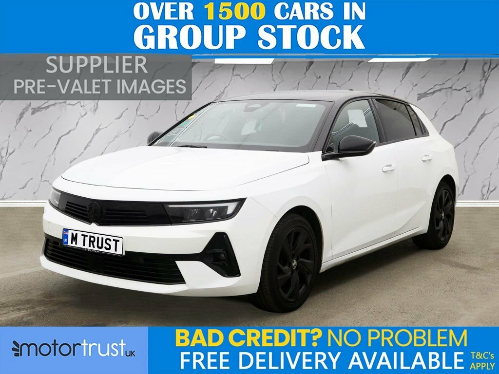 Vauxhall Astra 1.2L Gs White
