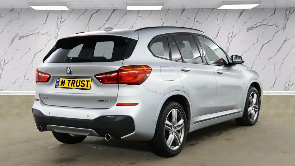 BMW X1 2L M Sport Silver #4