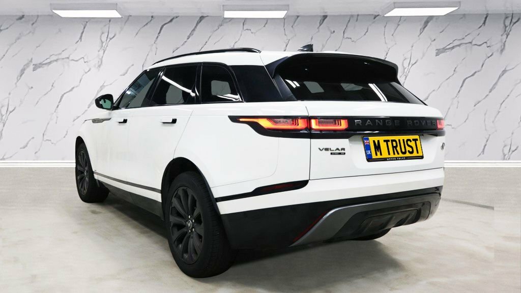 Land Rover Range Rover Velar 2L R-dynamic Se White #2