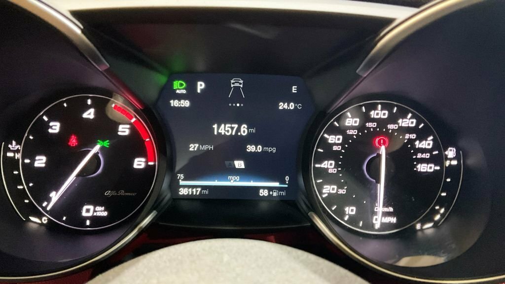 Alfa Romeo Giulia 2.0 Tb Veloce 277 Bhp Blue #8