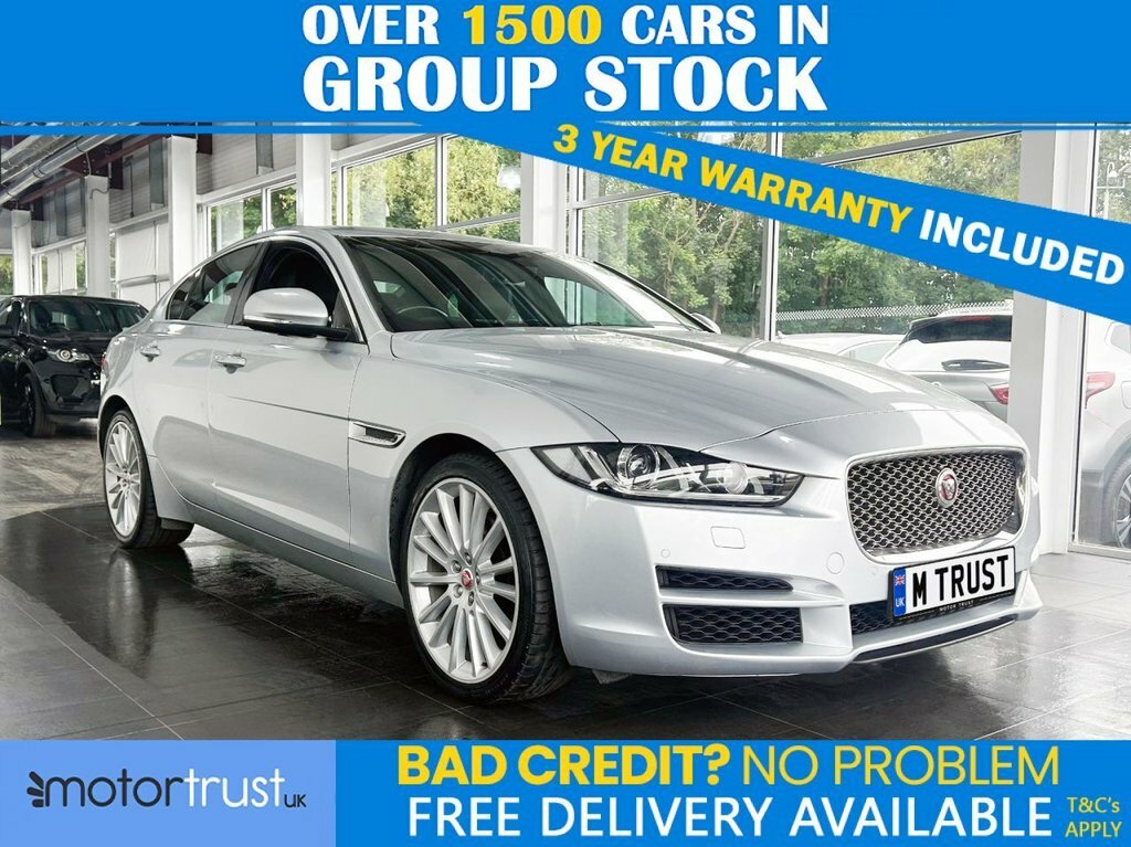 Jaguar XE 2L Portfolio Silver
