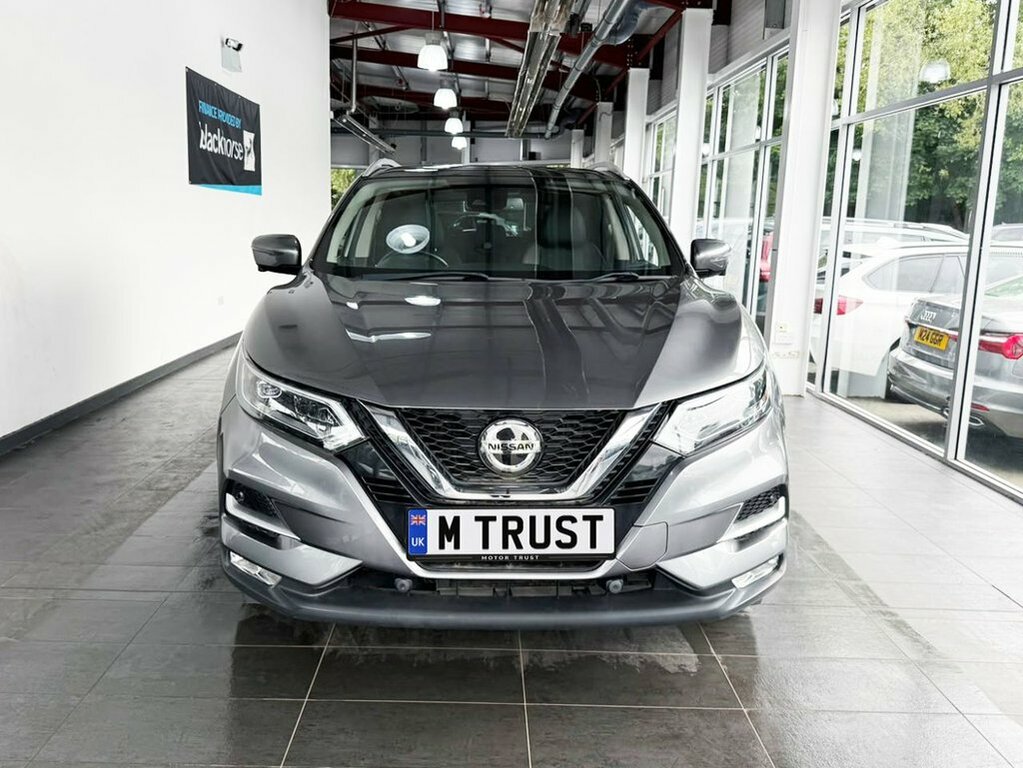 Nissan Qashqai 1.3L Tekna EA69VJC Grey #4