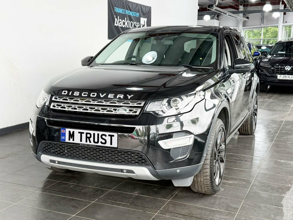 Land Rover Discovery Sport 2L Hse Luxury KM19JUX Black #5
