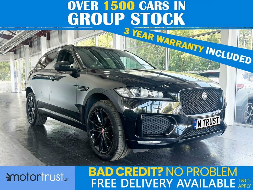 Jaguar F-Pace 2L Chequered Flag RV20WRL Black