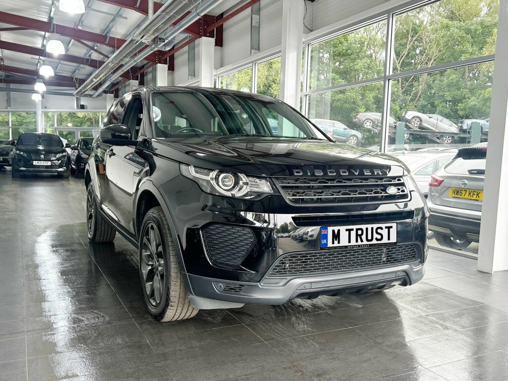 Land Rover Discovery Sport 2L Landmark BF19XEN Black #2
