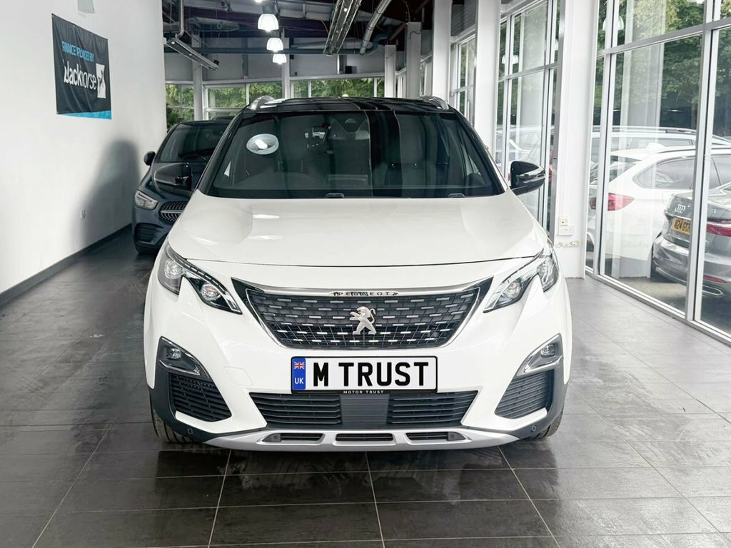 Peugeot 3008 1.6L Gt Line White #2