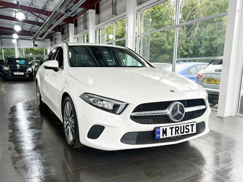 Mercedes-Benz A Class 1.3L Sport SN72UZO White #2