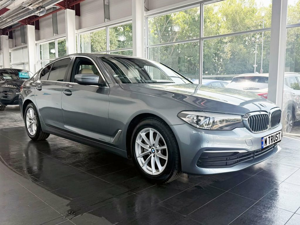BMW 5 Series 2L Se Blue #3
