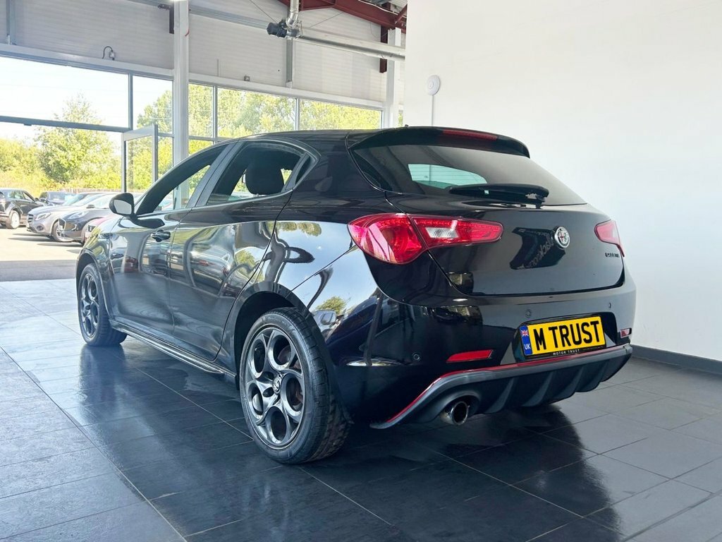Alfa Romeo Giulietta 1.4L Speciale Black #5