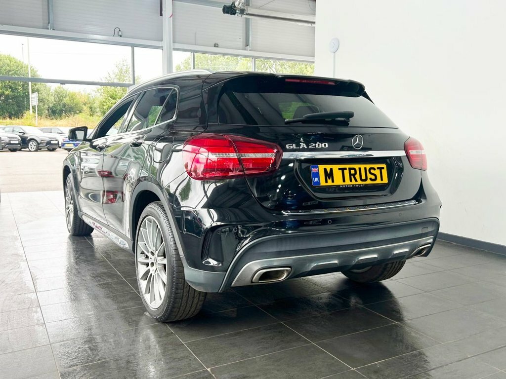 Mercedes-Benz GLA Class 1.6L Amg Line Edition Black #6
