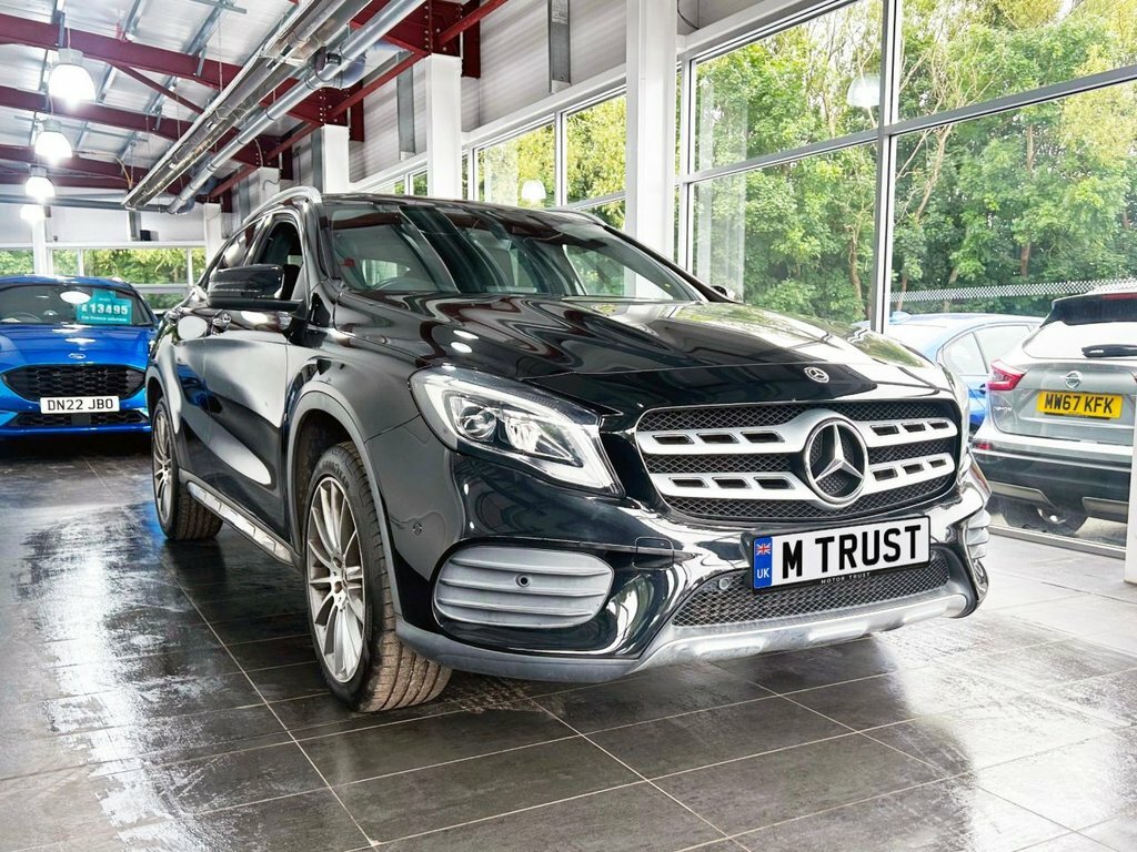 Mercedes-Benz GLA Class 1.6L Amg Line Edition Black #2