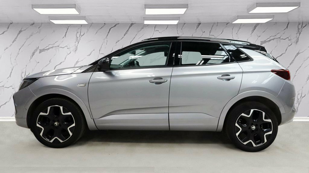 Vauxhall Grandland 1.2L Ultimate Grey #5