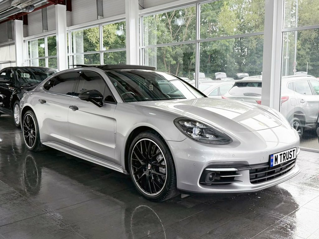 Porsche Panamera 2.9L 4 Executive Silver