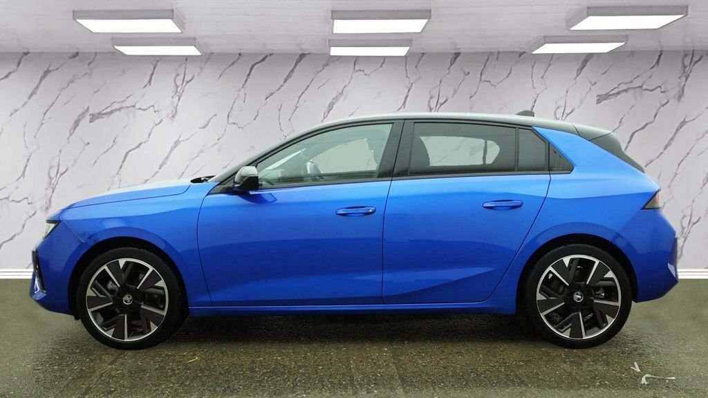 Vauxhall Astra Hatchback BP74VRD Blue #6