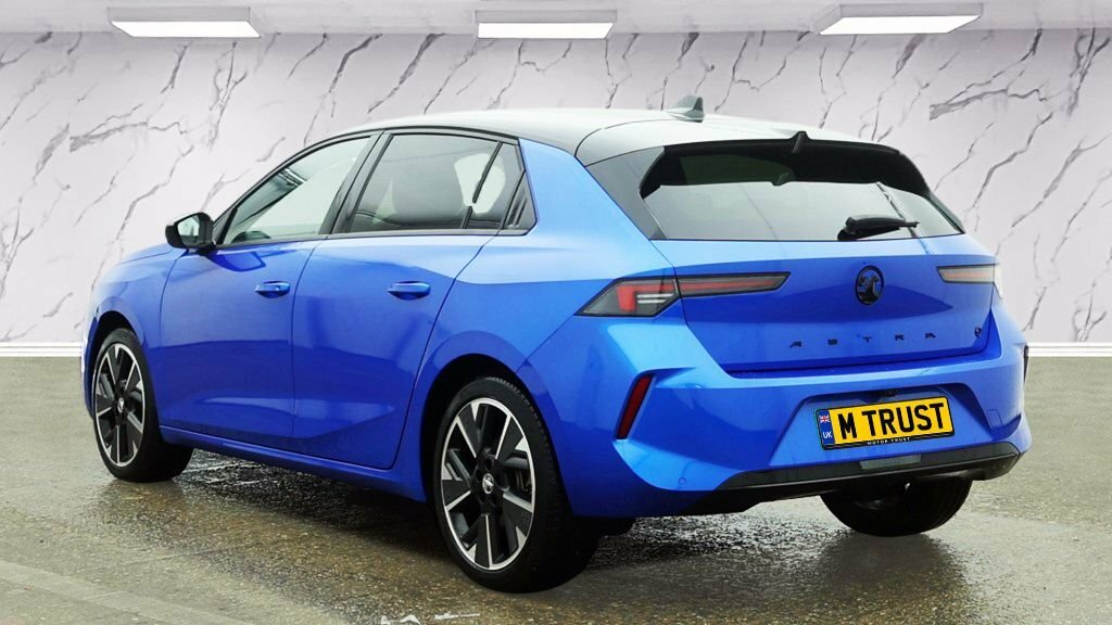 Vauxhall Astra Hatchback BP74VRD Blue #3