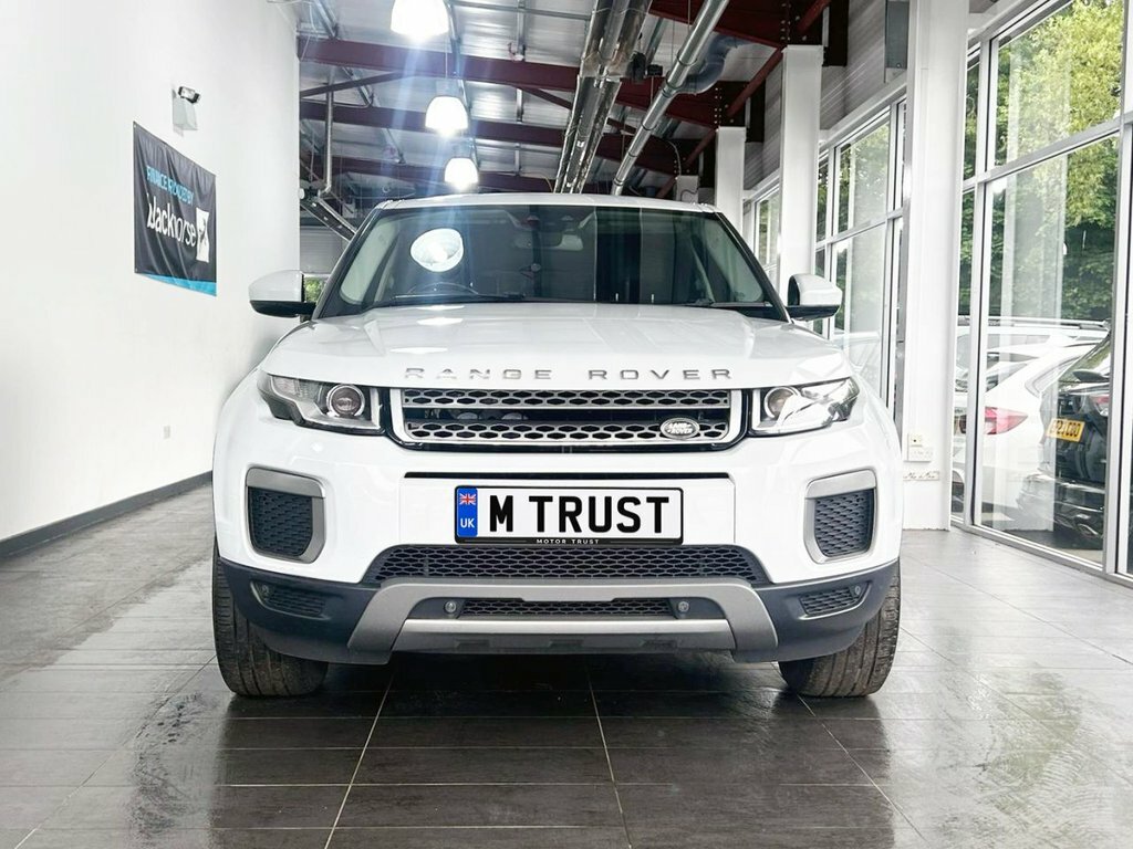 Land Rover Range Rover Evoque Suv White #3