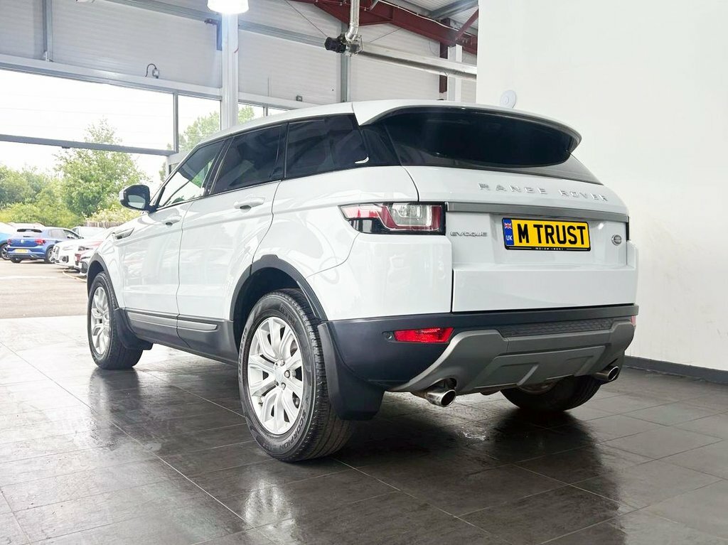 Land Rover Range Rover Evoque Suv White #6