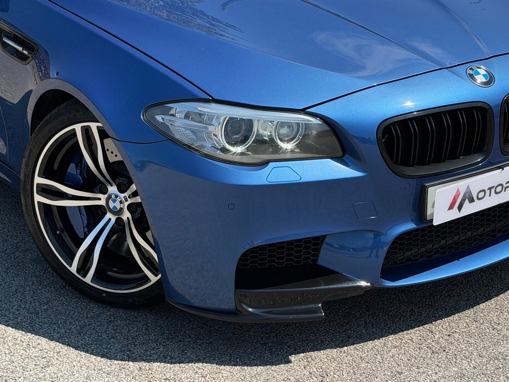 BMW M5 4dr Dct Grey #80