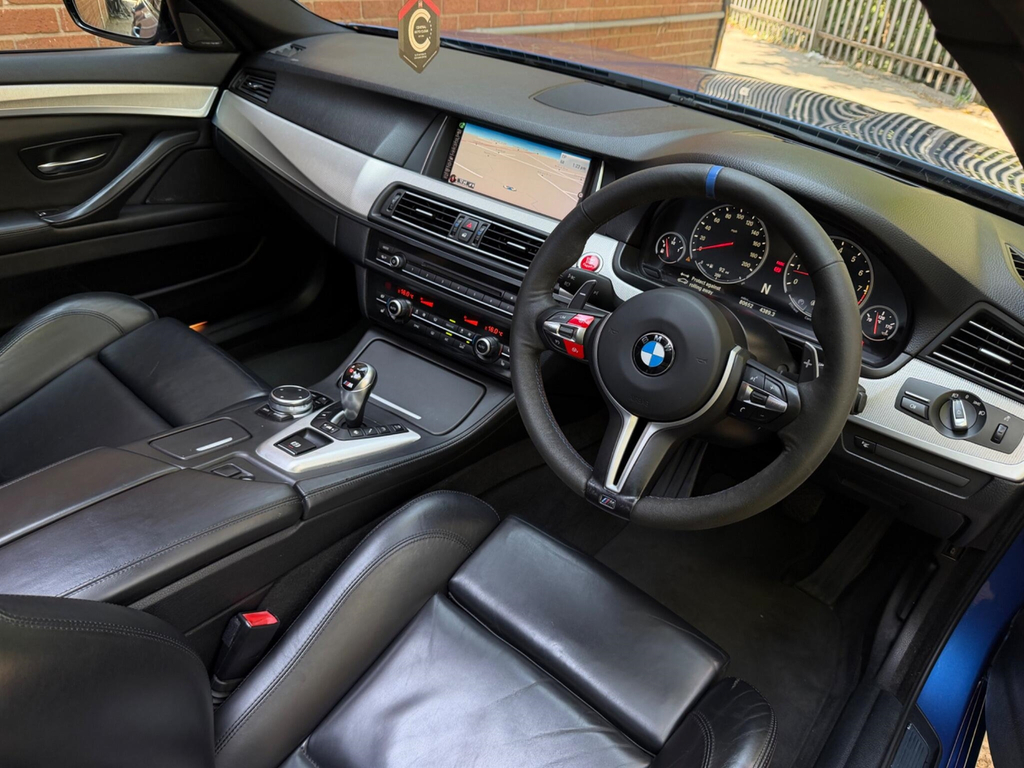 BMW M5 4dr Dct Grey #33