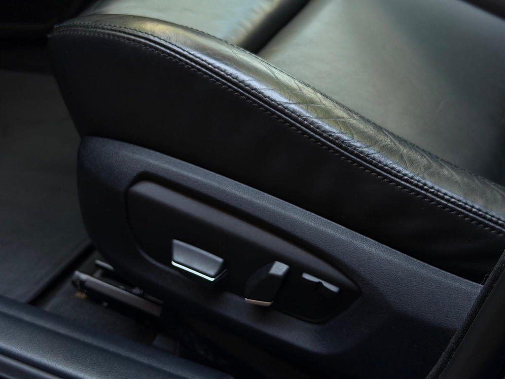 BMW M5 4dr Dct Grey #71