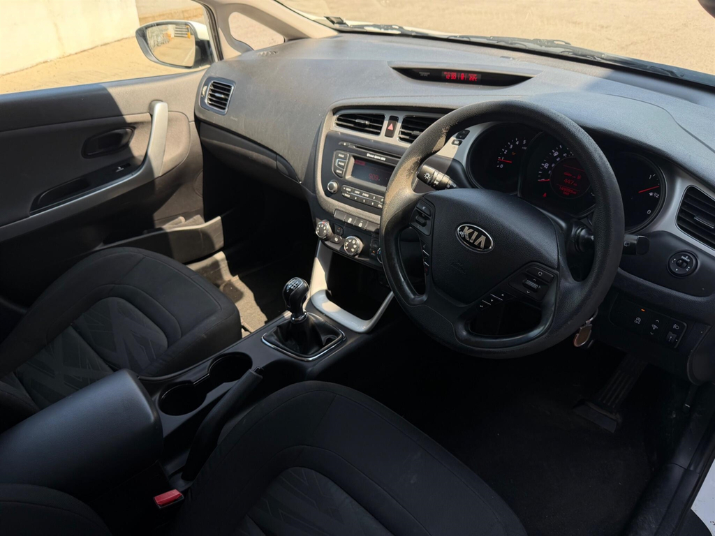 Kia Ceed 1.6 Crdi 3 Ecodynamics 126 Bhp Silver #13