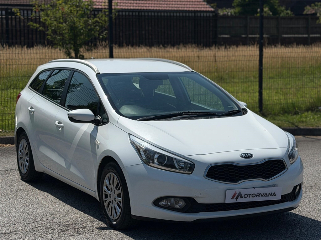 Kia Ceed 1.4 Crdi Ecodynamics 1 Sportswagon Euro 5 Ss White #6