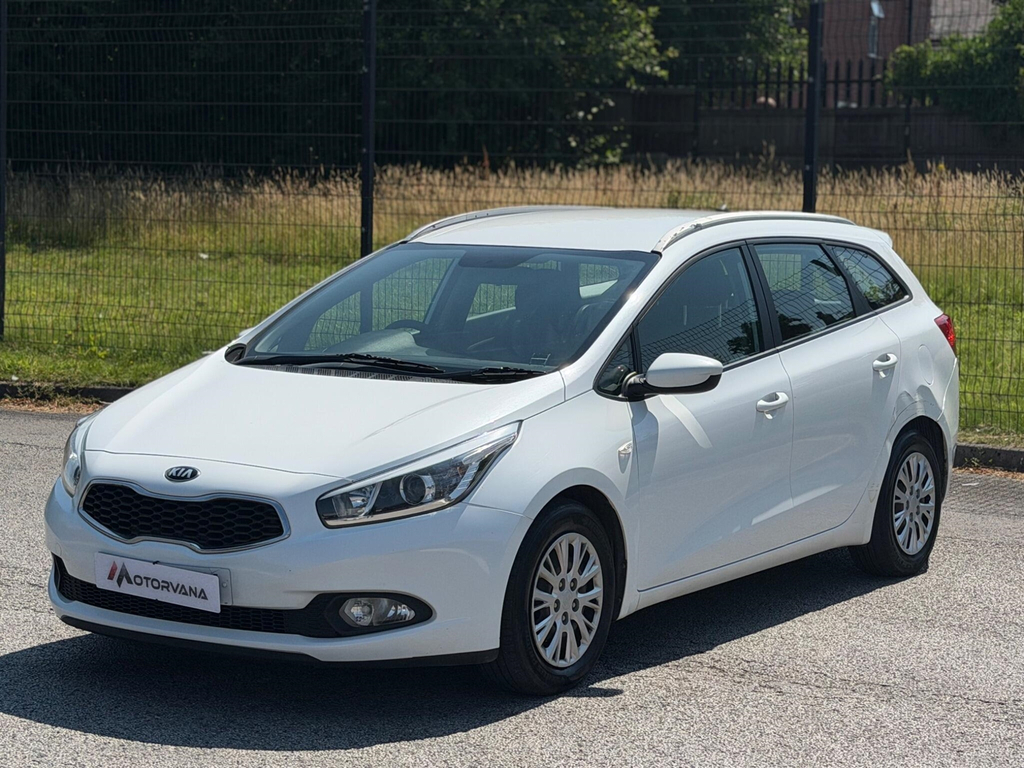 Kia Ceed 1.4 Crdi Ecodynamics 1 Sportswagon Euro 5 Ss White #3
