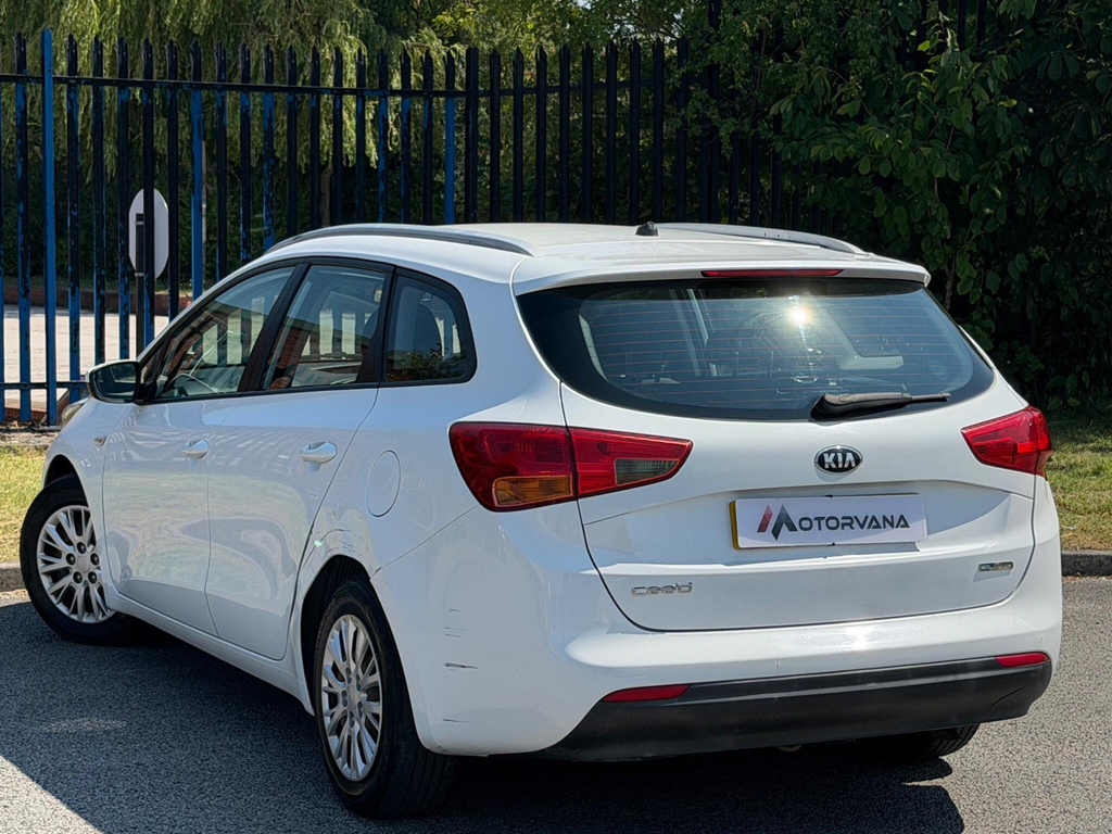 Kia Ceed 1.6 Crdi 3 Ecodynamics 126 Bhp Silver #8