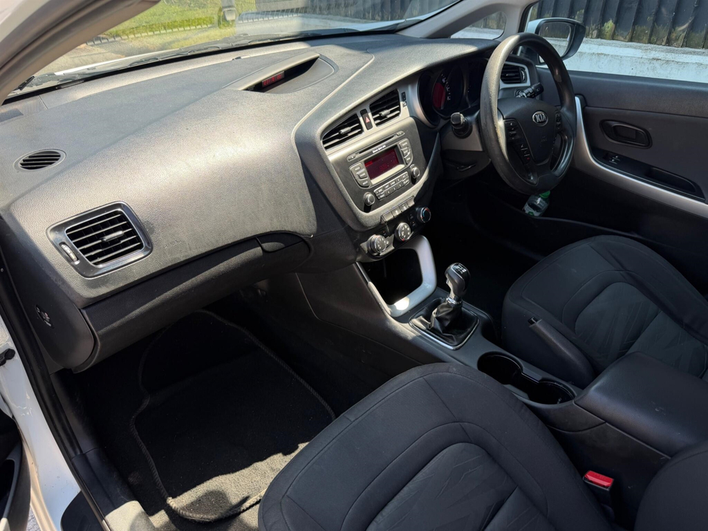 Kia Ceed 1.6 Crdi 3 Ecodynamics 126 Bhp Silver #14