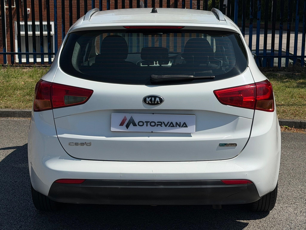 Kia Ceed 1.6 Crdi 3 Ecodynamics 126 Bhp Silver #11