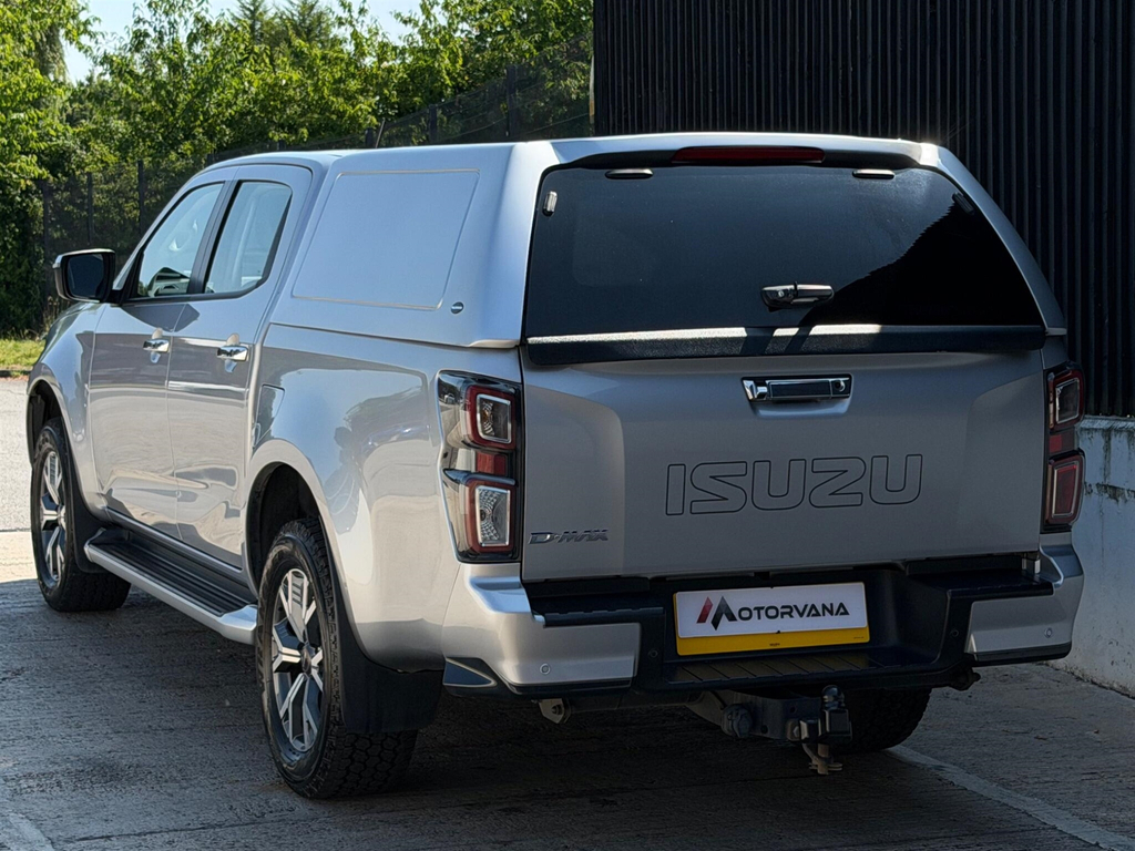 Isuzu D-Max V-cross Double Cab U2428 Ulez Red #44