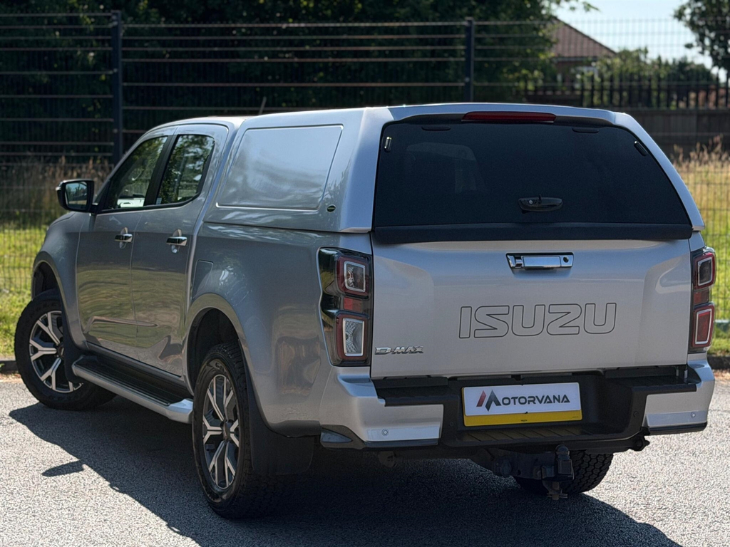 Isuzu D-Max V-cross Double Cab U2428 Ulez Red #17
