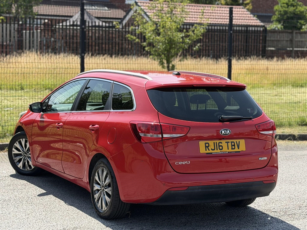 Kia Ceed 1.6 Crdi 3 Sportswagon Euro 6 Ss RJ16TBV Red #5
