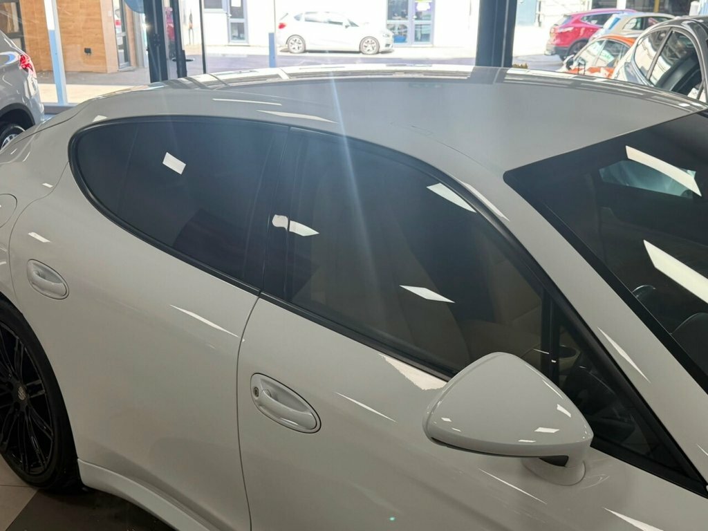 Porsche Panamera Panamera D V6 Tiptronic White #2
