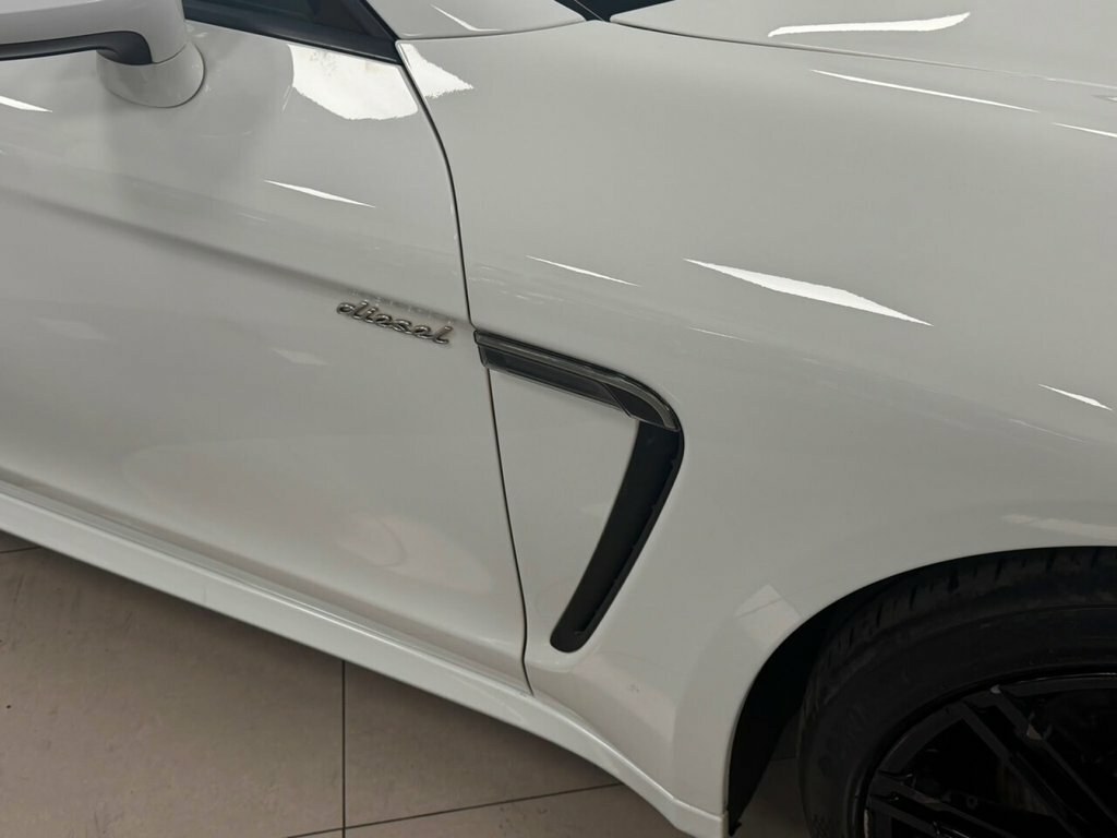 Porsche Panamera Panamera D V6 Tiptronic White #4