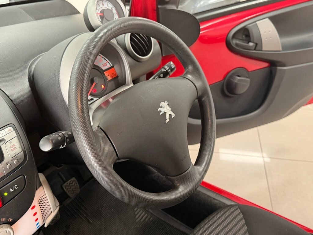 Peugeot 107 1.0 12V Allure Euro 5 Red #34
